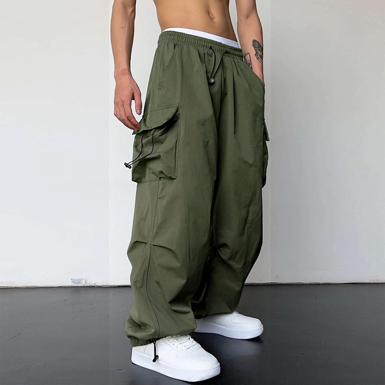 thumbnail image 5 of Pantalones cargo informales para hombre: color liso, cuatro bolsillos, cintura ajustable, material de imitación de sarga, ropa urbana para todas las estaciones, tallas US/UK/EU S-XXXL., 5 of 8